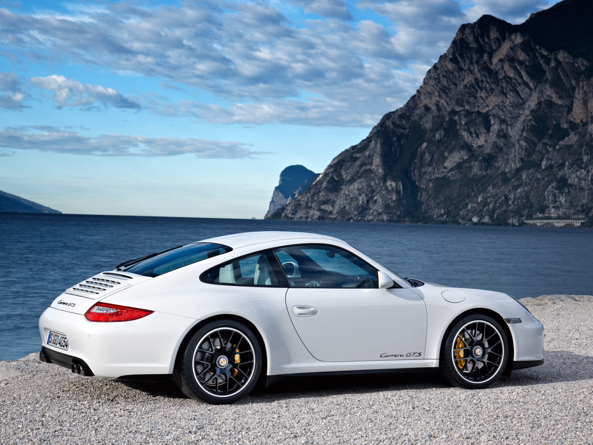 Hire A Porsche Sydney