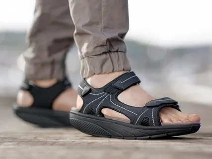 best sandals for neuropathy